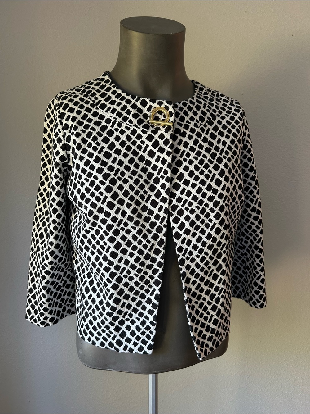 Charter Club B/W Patterned Cropped Blazer; Gold Accent; Lime Green Lining!